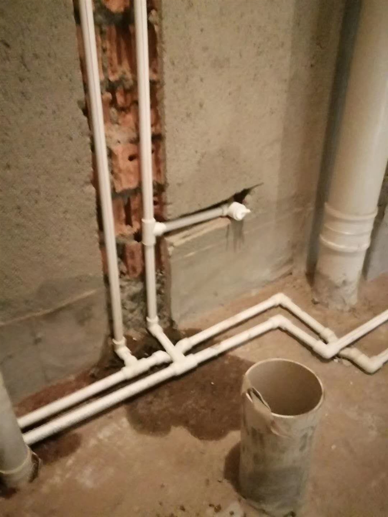 透地熱，電工，暖氣維修鉆眼木瓦工大白工砸墻